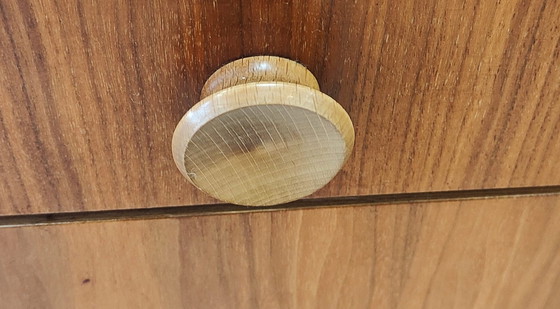 Image 1 of alter Schrank