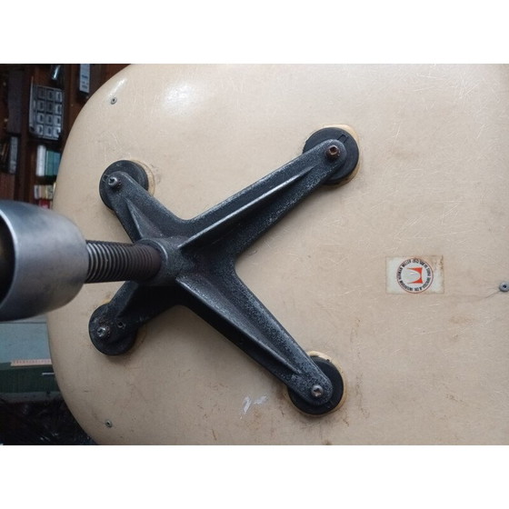 Image 1 of Vintage-Bürostuhl aus Fiberglas von Charles und Ray Eames für Herman Miller, 1960