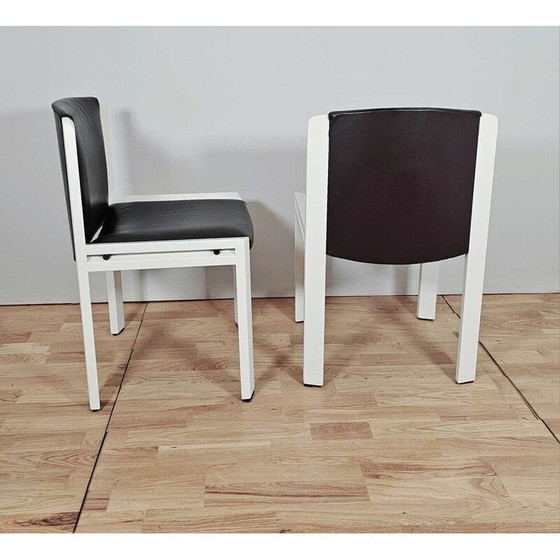 Image 1 of Ein Paar Vintage-Stühle des Modells Chair 300 aus lackiertem Holz und braunem Leder von Joe Colombo für Pozzi, 1965