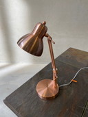 Leitmotiv Schreibtischlampe