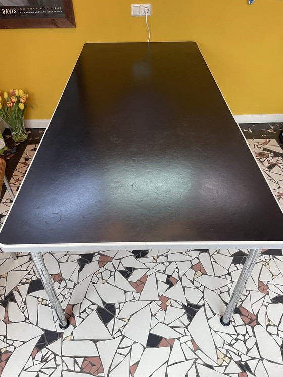 Image 1 of Gispen Esstisch 515