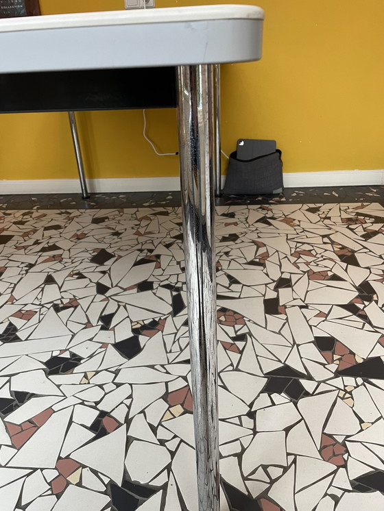 Image 1 of Gispen Esstisch 515