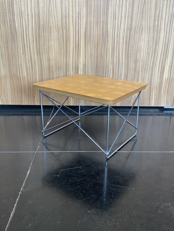 Image 1 of Vitra Eames LTR Blattgoldtisch