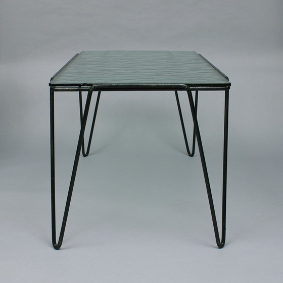 Image 1 of Spurs Arnold Bueno de Mesquita Beistelltisch