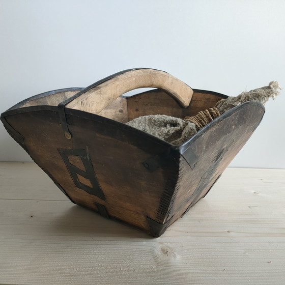 Image 1 of Antiker chinesischer Reiskorb mit Tüchern