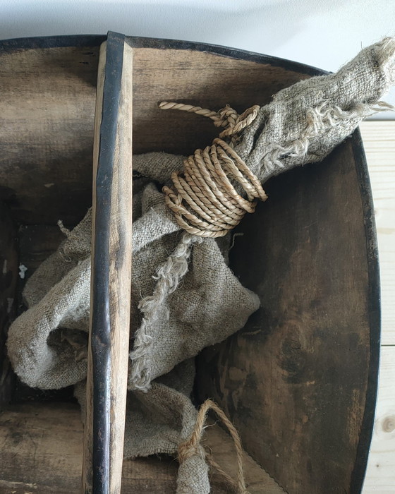 Image 1 of Antiker chinesischer Reiskorb mit Tüchern