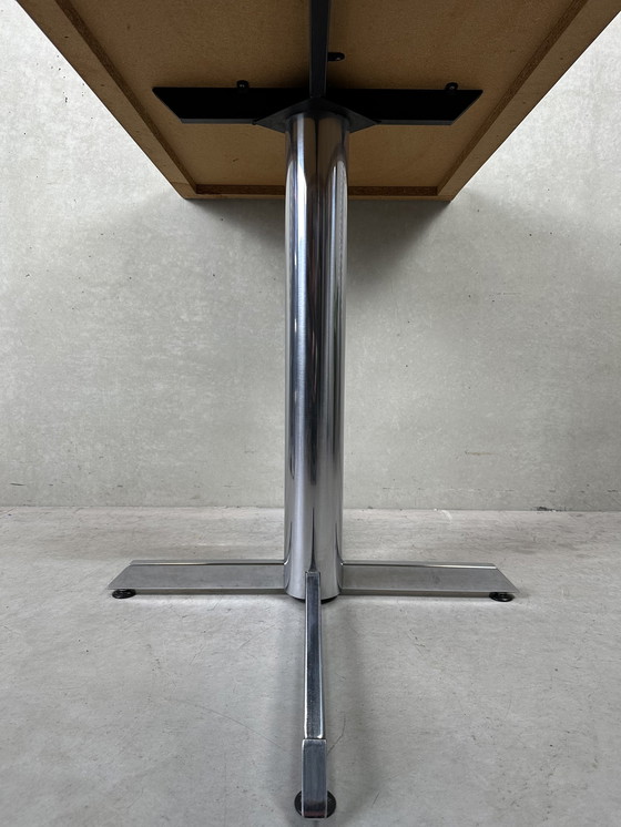 Image 1 of Vintage-Tisch aus Formica und Chrom