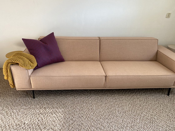 Image 1 of Finn Sofa Lachs