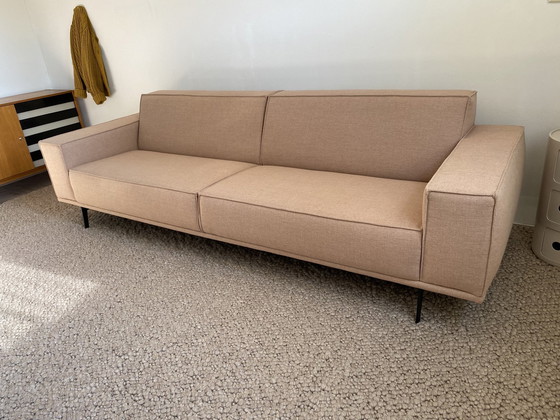 Image 1 of Finn Sofa Lachs