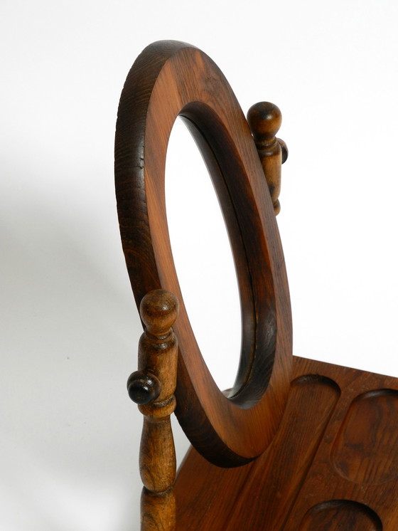 Image 1 of Wunderschöne seltene original 1930er große schwenkbare Kommode aus Kiefernholz