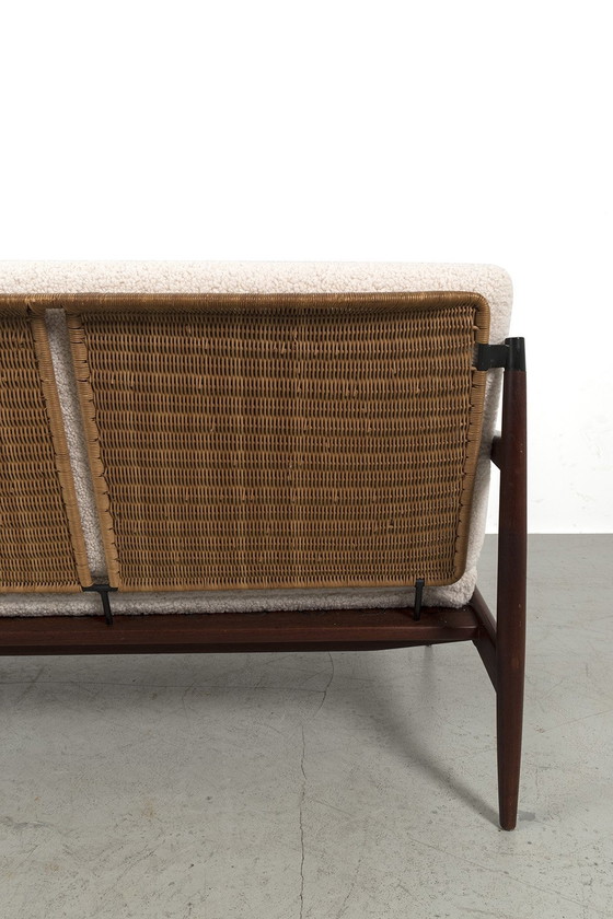 Image 1 of Carl Straub Goldfeder 3-Sitzer Refurbished mit Teddy-Stoff 67381