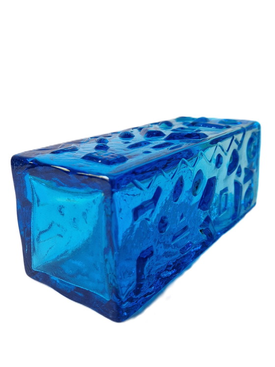 Image 1 of Eneryda Glasbruk - Quadratische blaue Vase mit geometrischem Dekor