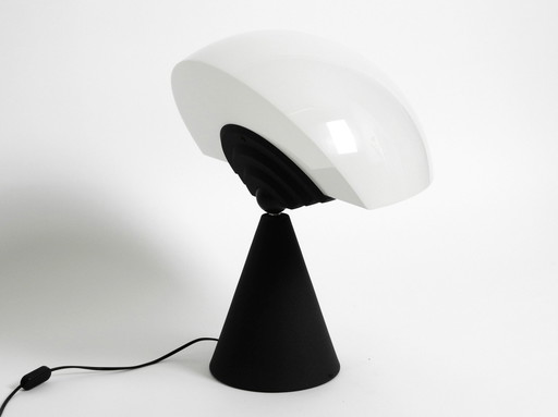 Große Tischleuchte Modell Slice von Hans Von Klier für Bilumen 1987 Postmodernes Design