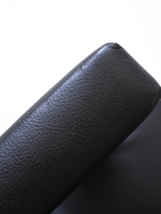 Image 1 of Original Vintage skandinavischen Pouf - Schwarz Kunstleder & Metallrahmen