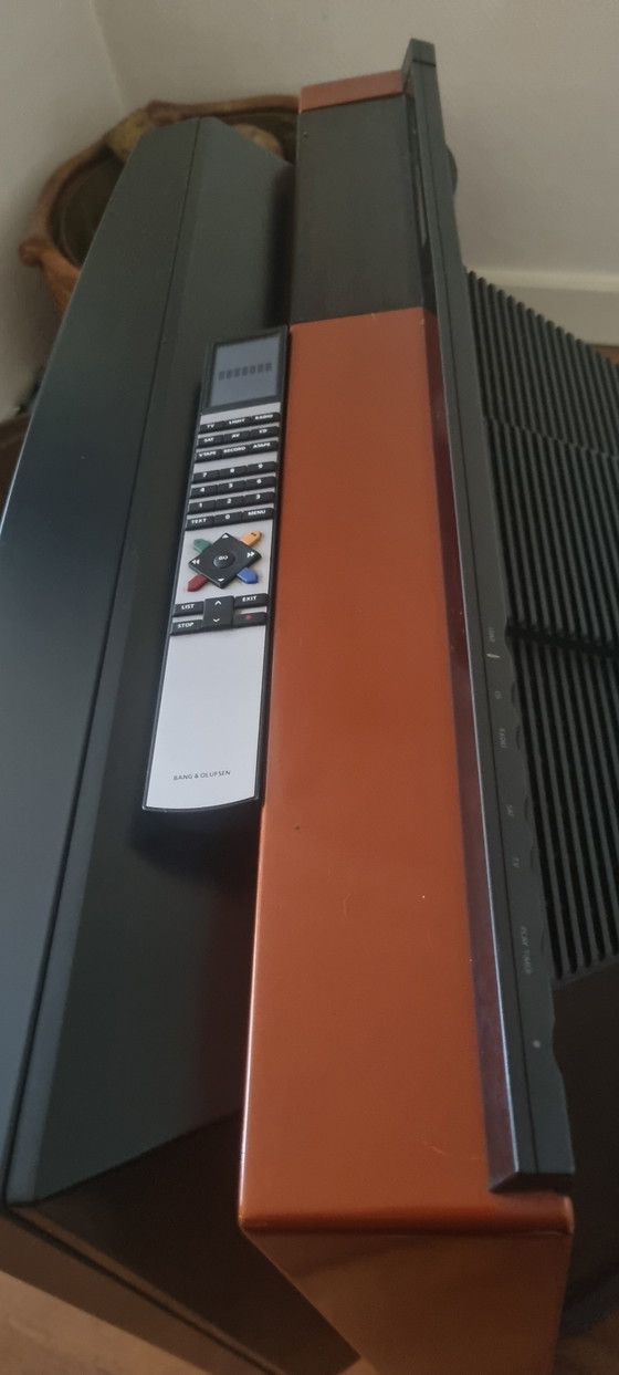 Image 1 of Bang En Olufsen | Beocenter Av5 | Farbe: Dark Tan | David Lewis Designer