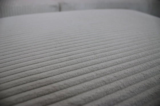 Image 1 of Cor Conseta Couch Viersitzer Cordstoff Weiß Sofa& Hocker Neubezug