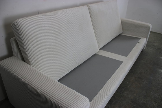 Image 1 of Cor Conseta Couch Viersitzer Cordstoff Weiß Sofa& Hocker Neubezug
