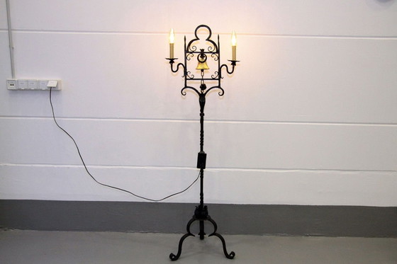 Image 1 of Stehlampe Butler Glocke Eisen Messing Dimmbar Unikat Retro Antik