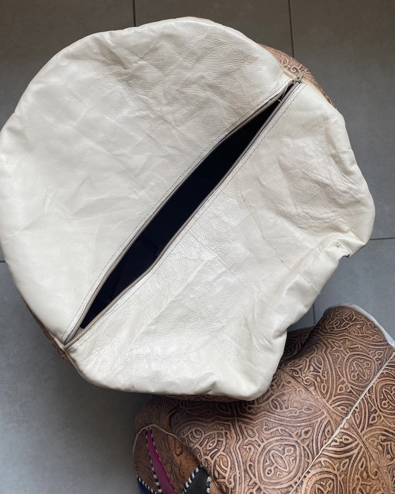 Image 1 of ✨ Authentische Berber Poufs - Handgefertigt aus echtem Schafsleder aus Fez, Marokko ✨