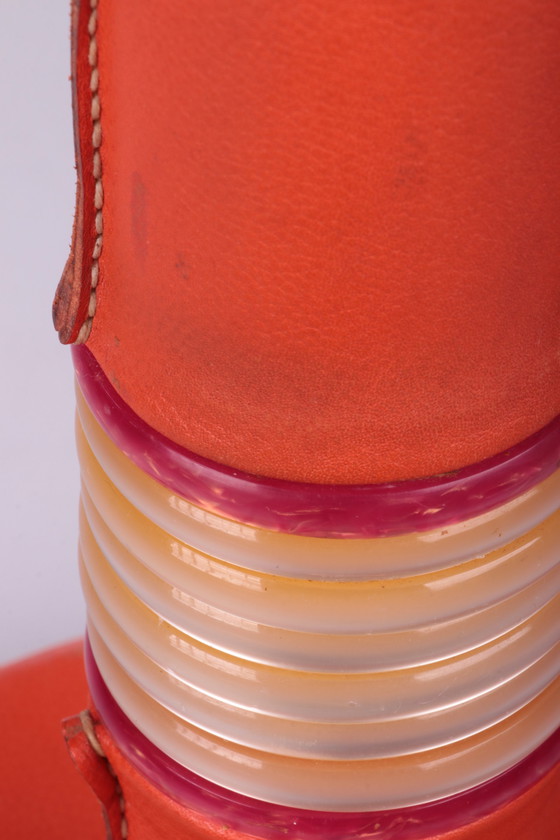 Image 1 of Französischer Satz orangefarbener lederbezogener Tischlampen, 1960er Jahre