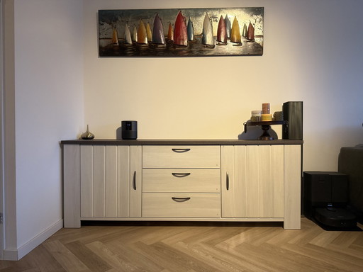 Sideboard und Vitrinenset - Budget Homestore