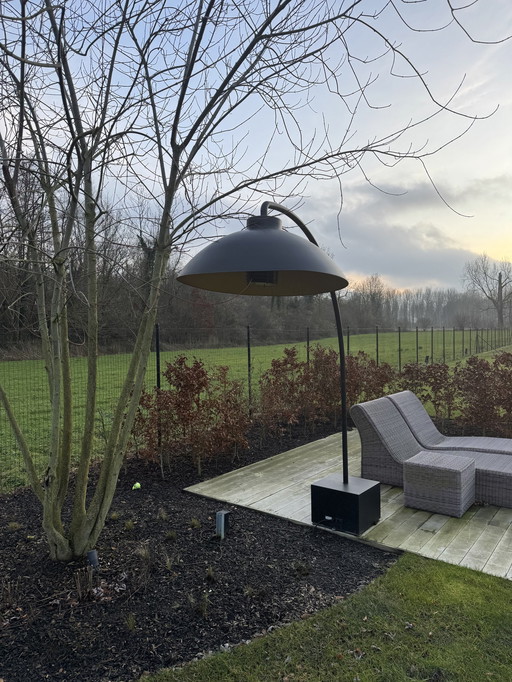 Heatsail Terrassenlampe und Heizgerät