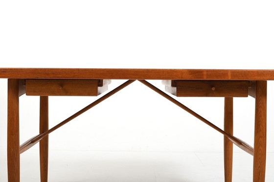 Image 1 of Feiner dänischer freistehender Schreibtisch aus Teak und Eiche 1960er Jahre