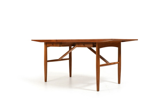 Image 1 of Feiner dänischer freistehender Schreibtisch aus Teak und Eiche 1960er Jahre