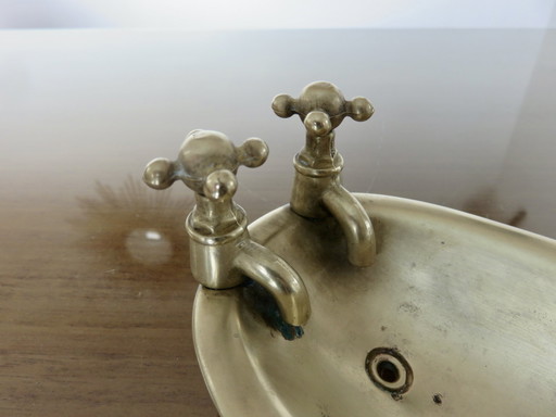 Alte Seifenschale aus Bronze in Form einer Badewanne, Frankreich, 30er Jahre 40er Jahre
