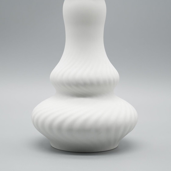 Image 1 of Hutschenreuther Biskuit Porzellan Vase Duo Fein Weiß Abstrakt Op-Art Relief Mcm