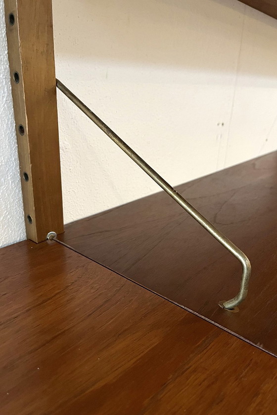 Image 1 of Poul Cadovius Wandsystem; 1 Schrank, 4 Stützen und 10 Fachböden