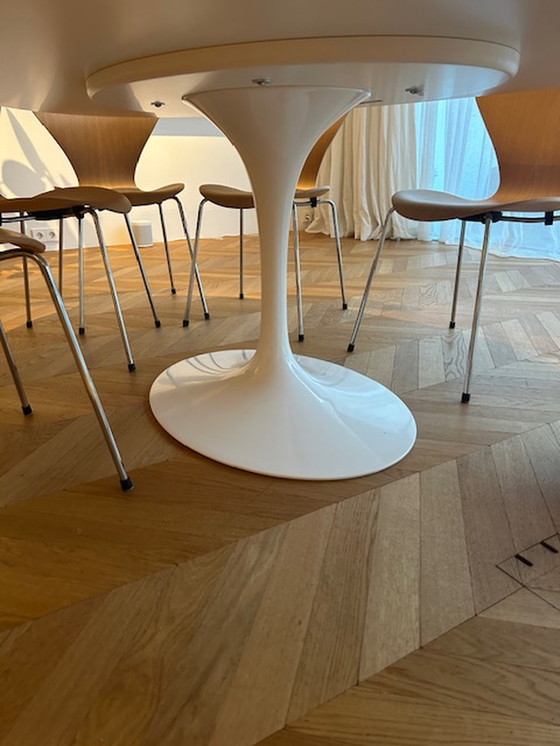 Image 1 of Saarinen 244 Tulpentisch