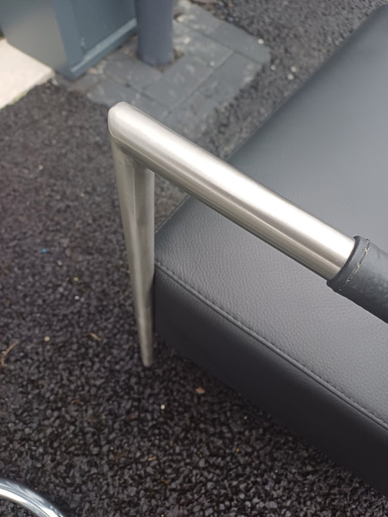 Image 1 of Schwarzes Leder Fauteui von Movani