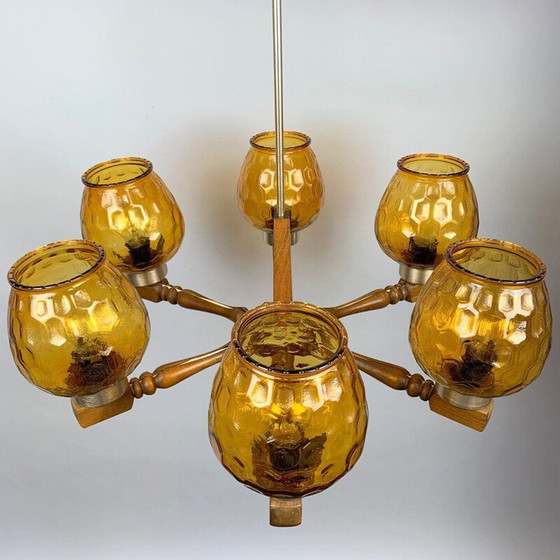 Image 1 of Mid-Century-Kronleuchter aus Holz und Glas, 1970er Jahre
