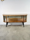 Art-Deco-Vitrine