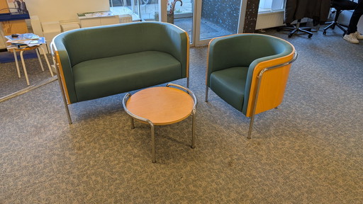 Tisch, Bank und Sessel Thonet S3002 und S3001