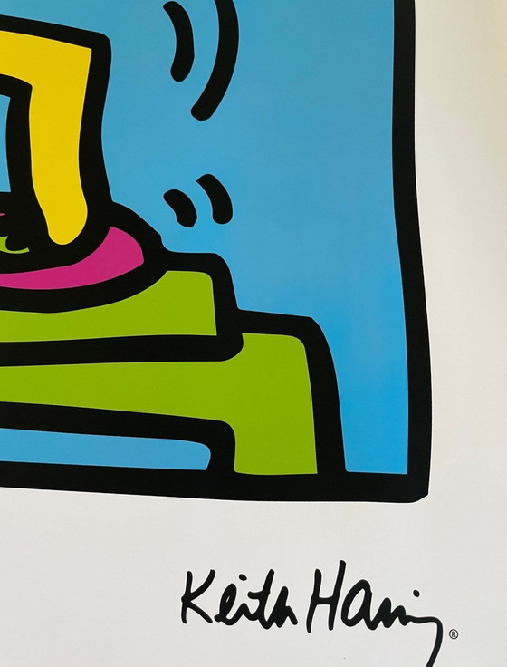 Image 1 of Keith Haring (1958-1990), Ohne Titel (Dj), 1983, lizenziert von Artestar Ny, gedruckt im Vereinigten Königreich.