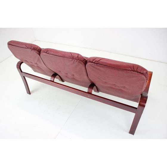 Image 1 of Vintage Dreisitzer-Ledersofa von Ton, Tschechoslowakei 1980