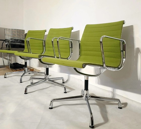 Image 1 of 4x Vitra EA 108 Aluminium Stuhl