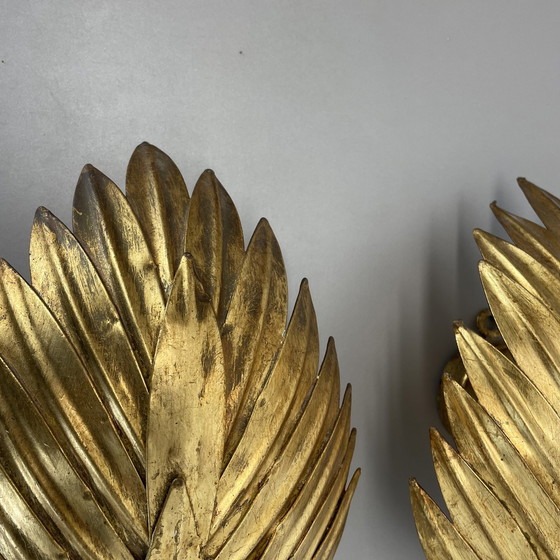 Image 1 of Satz von 2 Hans Kögl Stil Golden Florentiner Blatt Wandleuchten, Italien, 1980