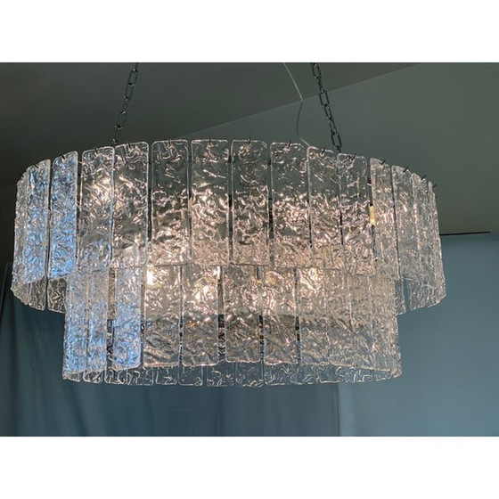 Image 1 of Zeitgenössischer ovaler Kronleuchter aus gehämmertem "Listelli" Muranoglas