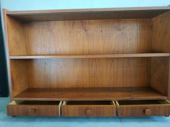 Image 1 of Schwedischer 50er/60er Jahre Hängeschrank Oberschrank