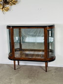 Art-Deco-Vitrine