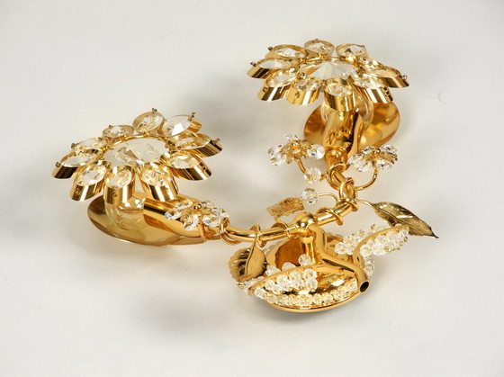 Image 1 of Sehr elegante große florale Messing-Kristallglas-Wandlampe von Ernst Palme aus den 1970er Jahren in ungebrauchtem Zustand