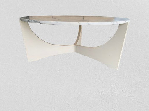 Couchtisch aus Carrara-Marmor