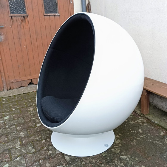 Image 1 of Original Ball Chair Von Eero Aarnio