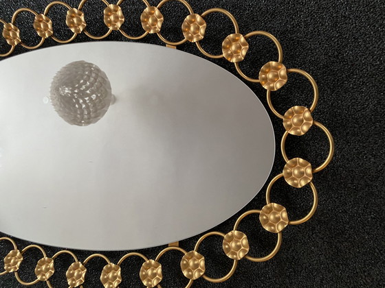 Image 1 of Ovaler Spiegel im Hollywood-Design