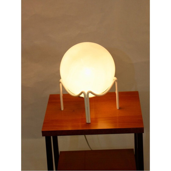 Image 1 of Kugelige Vintage-Lampe aus weißem Opalin, 1970