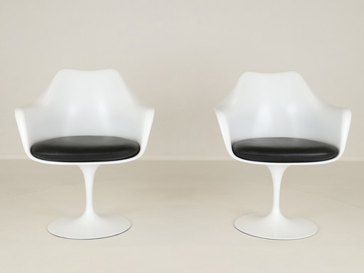 Tulip Arm Chairs von Eero Saarinen 1960S