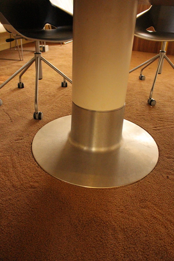 Image 1 of Arco Balance Esstisch mit 6x Viva Stühlen